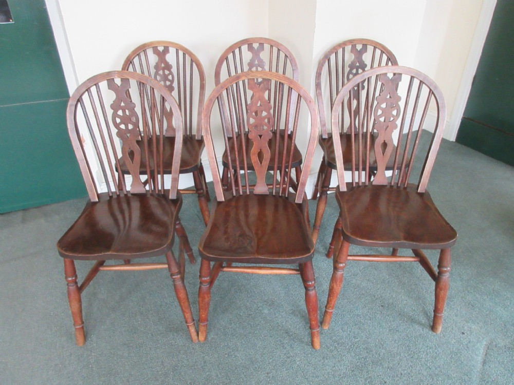 Set Of 6 Wheel Back Kitchen Chairs 