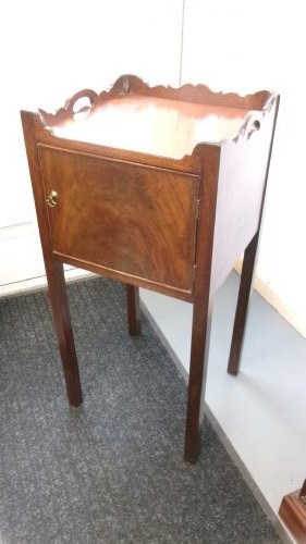Georgian Mahogany Nightstand Galleried Surround