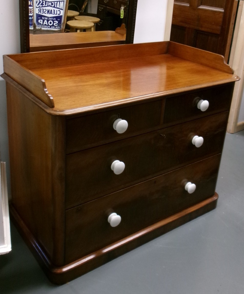 Victorian Mahogany 3 Height Chest Of Drawers View IV