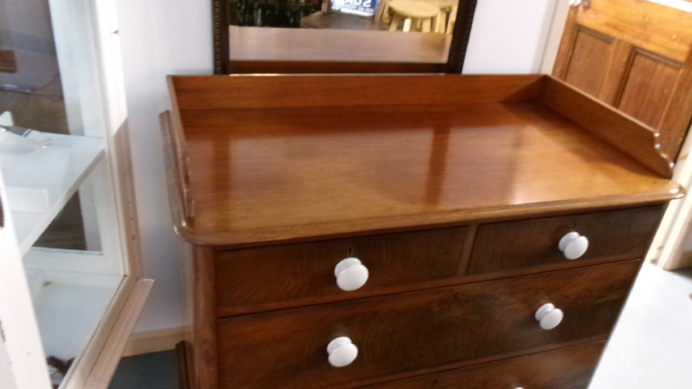 Victorian Mahogany 3 Height Chest Of Drawers View V