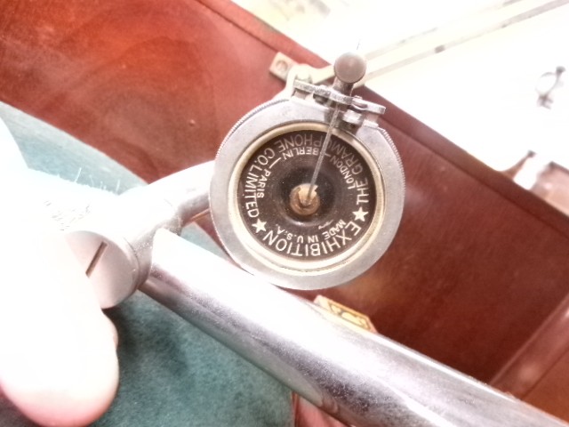 Mahogany Inlaid Gramophone His Master's Voice View V