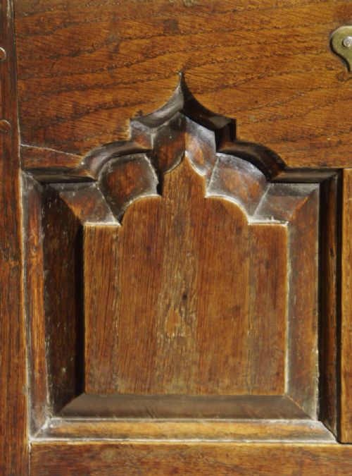 WELSH OAK COFFOR BACH OR MINIATURE CHEST CIRCA 1760 - ADDITIONAL PHOTO 4