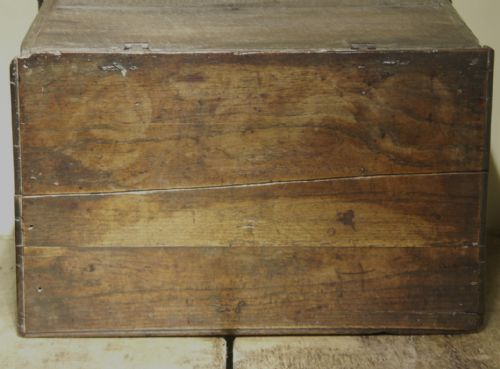 WELSH OAK COFFOR BACH OR MINIATURE CHEST CIRCA 1760 - ADDITIONAL PHOTO 10