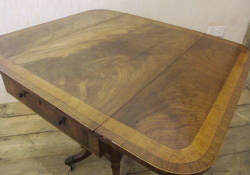 REGENCY MAHOGANY OCCASIONAL DINING TABLE CIRCA 1820 - ADDITIONAL PHOTO 2