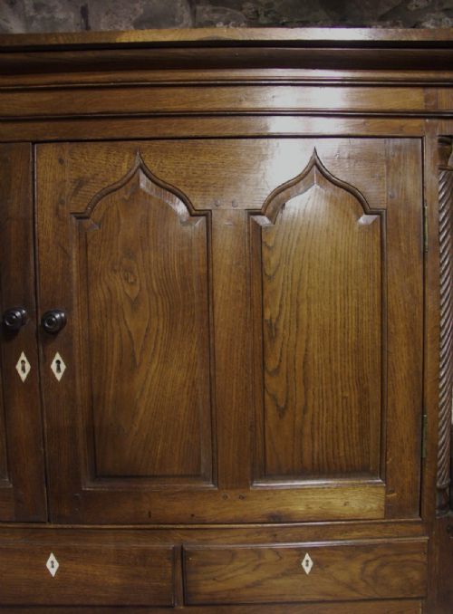 GEORGIAN WELSH OAK CUPBOARD CIRCA 1800 - ADDITIONAL PHOTO 4