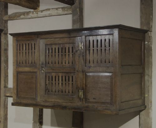 RARE WELSH OAK WALLHANGING CUPBOARD CIRCA 1700 - ADDITIONAL PHOTO 9