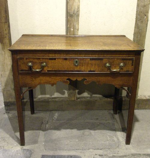 WELSH OAK SIDE TABLE CIRCA 1780 - ADDITIONAL PHOTO 1