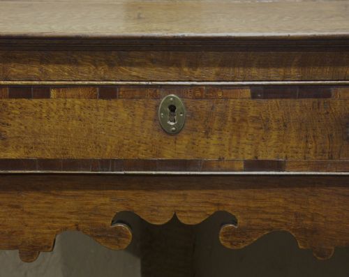 WELSH OAK SIDE TABLE CIRCA 1780 - ADDITIONAL PHOTO 2