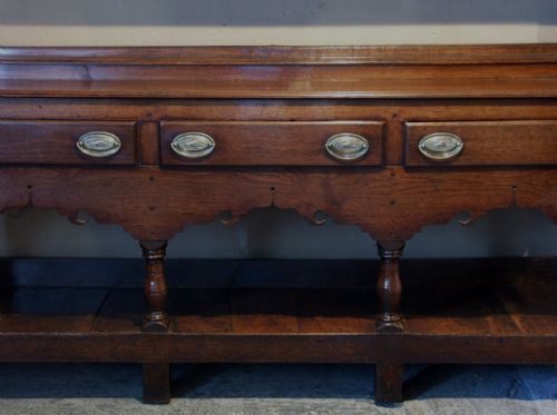 WELSH OAK DRESSER CARMARTHENSHIRE C1770 - ADDITIONAL PHOTO 2