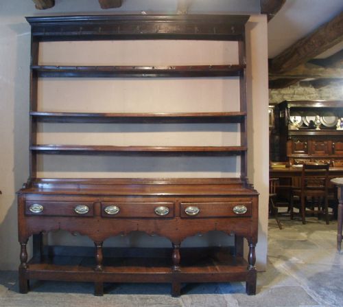 WELSH OAK DRESSER CARMARTHENSHIRE C1770 - ADDITIONAL PHOTO 4