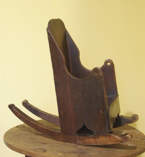 WELSH OAK CHILD'S ROCKING CHAIR CIRCA 1780 - ADDITIONAL PHOTO 4