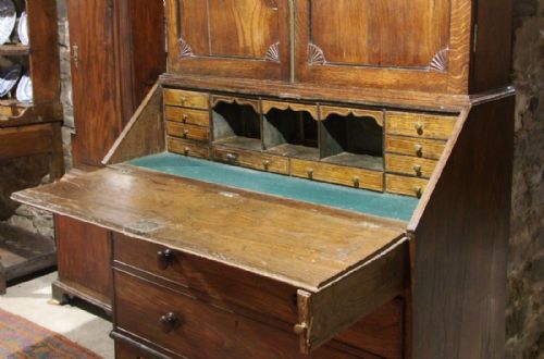WELSH OAK BUREAU DESK CABINET CIRCA 1790 - ADDITIONAL PHOTO 5