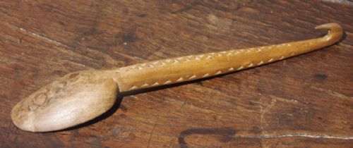 WELSH SYCAMORE LOVESPOON CIRCA 1800 - ADDITIONAL PHOTO 1