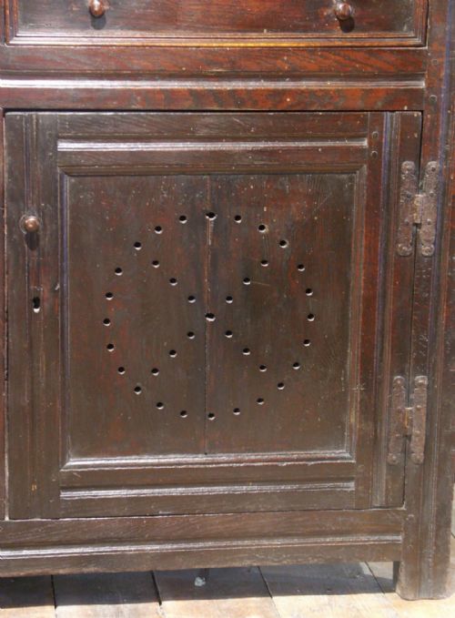 WELSH OAK DEUDDARN COURT CUPBOARD CIRCA 1680 - ADDITIONAL PHOTO 6