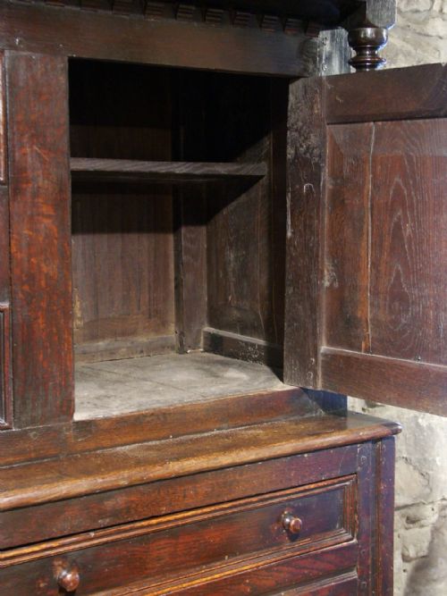 WELSH OAK DEUDDARN COURT CUPBOARD CIRCA 1680 - ADDITIONAL PHOTO 10