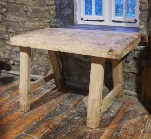 PRIMITIVE WELSH ASH DAIRY OR BUTCHER'S TABLE CIRCA 1800 - ADDITIONAL PHOTO 2