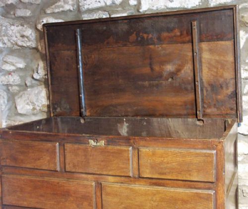 WELSH OAK COFFER OR CHEST CIRCA 1770 - ADDITIONAL PHOTO 3