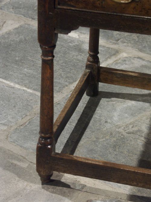 OAK DESK BUREAU ON ORIGINAL STAND CIRCA 1640 - ADDITIONAL PHOTO 7