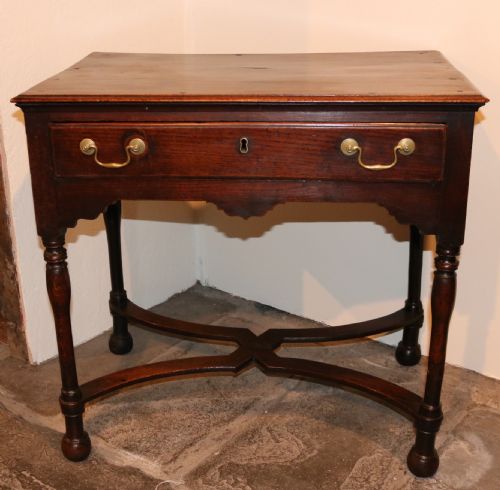 WELSH OAK SIDE OCCASIONAL TABLE CIRCA 1730 - ADDITIONAL PHOTO 1