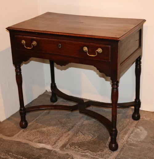 WELSH OAK SIDE OCCASIONAL TABLE CIRCA 1730 - ADDITIONAL PHOTO 4