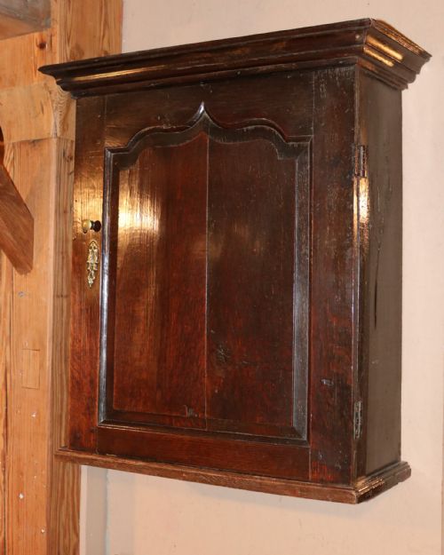 WELSH OAK WALLHANGING SPICE CUPBOARD CIRCA 1760 - ADDITIONAL PHOTO 1