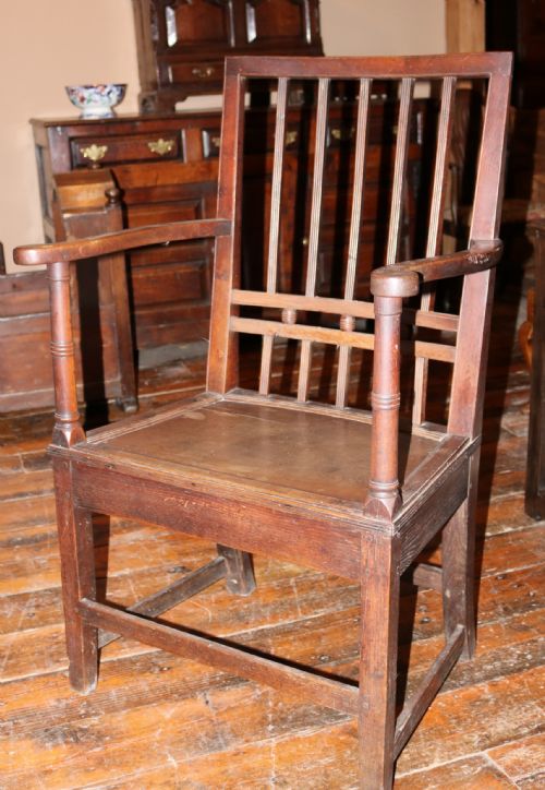 WELSH OAK ARMCHAIR OF LARGE PROPORTIONS CARMARTHENSHIRE CIRCA 1790 - ADDITIONAL PHOTO 1