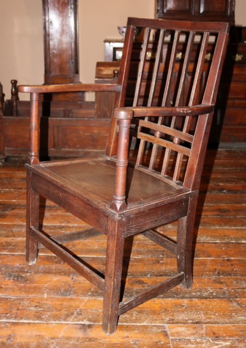 WELSH OAK ARMCHAIR OF LARGE PROPORTIONS CARMARTHENSHIRE CIRCA 1790 - ADDITIONAL PHOTO 2