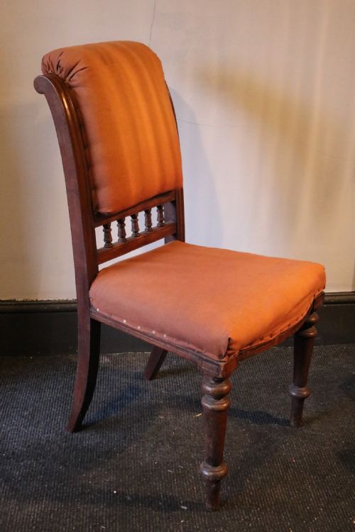 SET OF FOUR VICTORIAN UPHOLSTERED MAHOGANY DINING CHAIRS CIRCA 1870 - ADDITIONAL PHOTO 3