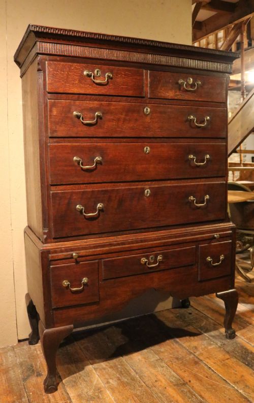 WELSH OAK TALLBOY CHESTONSTAND CIRCA 1760 - ADDITIONAL PHOTO 1