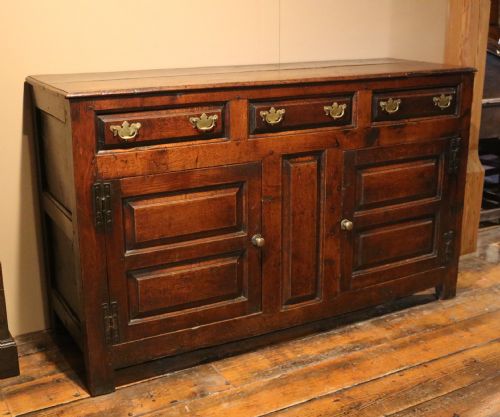 fig 1. Welsh Oak Cupboard Dresser, circa 1740