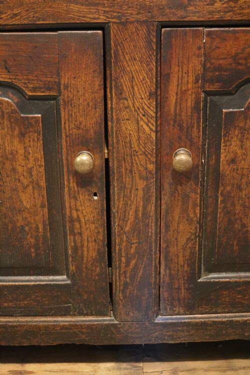 RARE WELSH OAK CUPBOARD DRESSER CIRCA 1690 - ADDITIONAL PHOTO 13