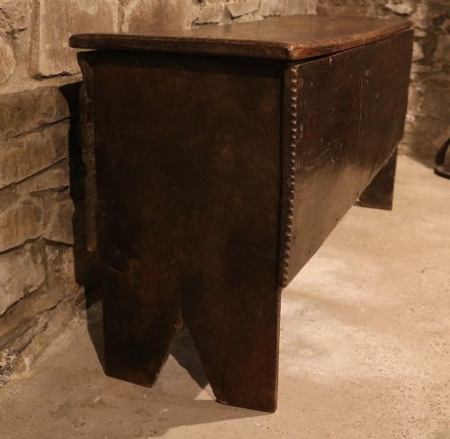 ELIZABETHAN WELSH OAK SIXPLANK CHEST CIRCA 1560 - ADDITIONAL PHOTO 3