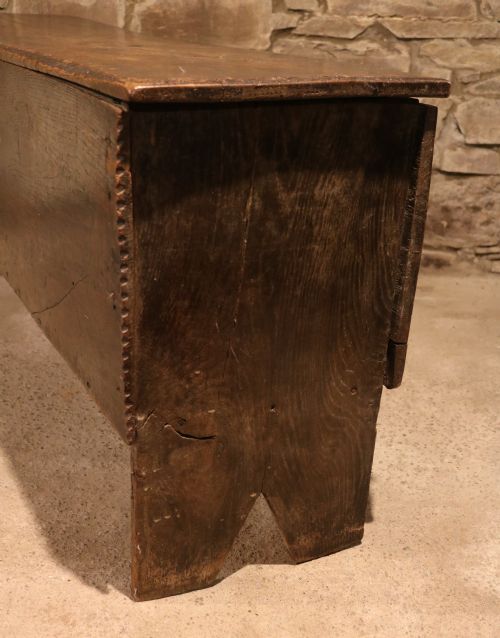 ELIZABETHAN WELSH OAK SIXPLANK CHEST CIRCA 1560 - ADDITIONAL PHOTO 10