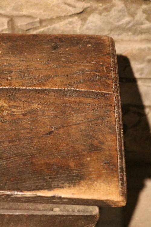 ELIZABETHAN WELSH OAK SIXPLANK CHEST CIRCA 1560 - ADDITIONAL PHOTO 15