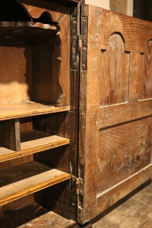 FINE SMALL WELSH WALL SPICE CUPBOARD CIRCA 1760 - ADDITIONAL PHOTO 5