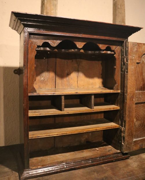 FINE SMALL WELSH WALL SPICE CUPBOARD CIRCA 1760 - ADDITIONAL PHOTO 8