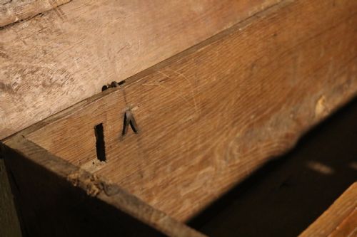 SMALL WELSH ELIZABETHAN CARVED OAK CHEST - ADDITIONAL PHOTO 12