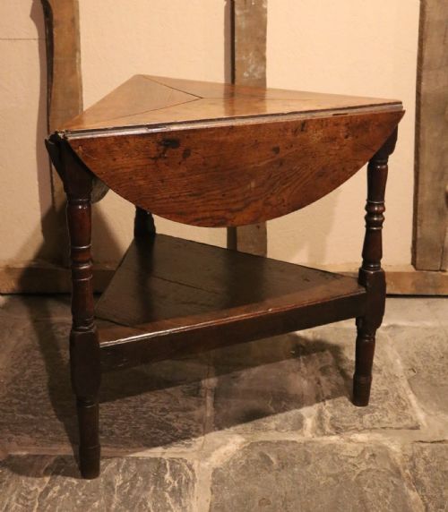 Rare Welsh Circular Cricket Table with Drop Flaps, Circa 1790