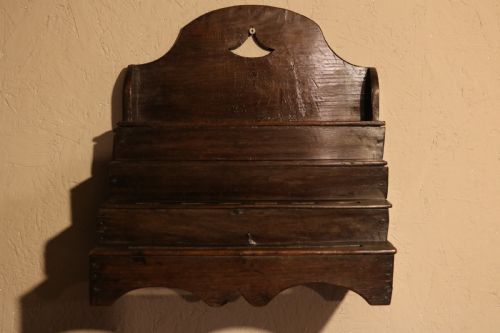 UNUSUAL WELSH OAK SPOON RACK CIRCA 1770 - ADDITIONAL PHOTO 2