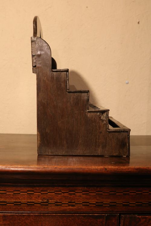 UNUSUAL WELSH OAK SPOON RACK CIRCA 1770 - ADDITIONAL PHOTO 4