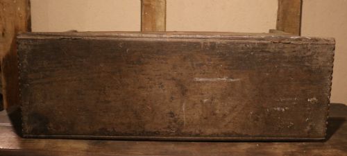 TUDORPERIOD WELSH OAK CARVED CHEST OR COFFER CIRCA 1560 - ADDITIONAL PHOTO 5