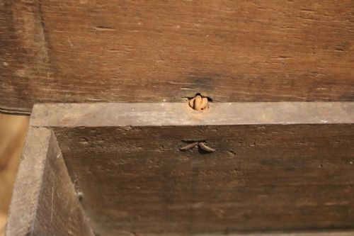 TUDORPERIOD WELSH OAK CARVED CHEST OR COFFER CIRCA 1560 - ADDITIONAL PHOTO 6