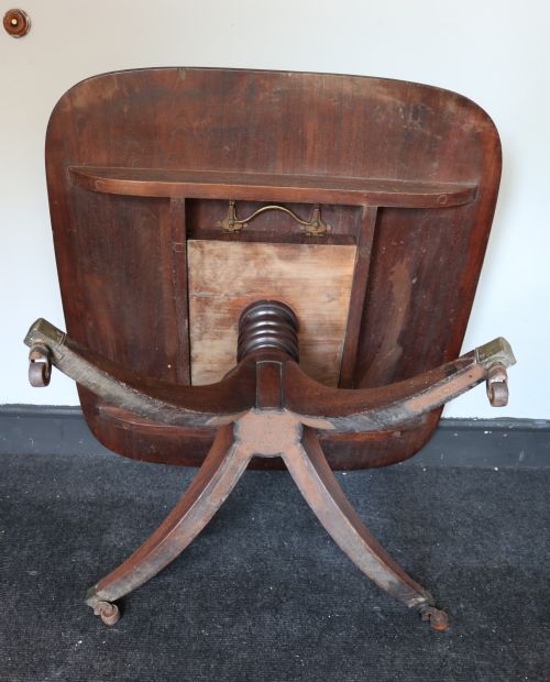 SMALL REGENCY MAHOGANY DINING OR BREAKFAST TABLE CIRCA 1820 - ADDITIONAL PHOTO 11