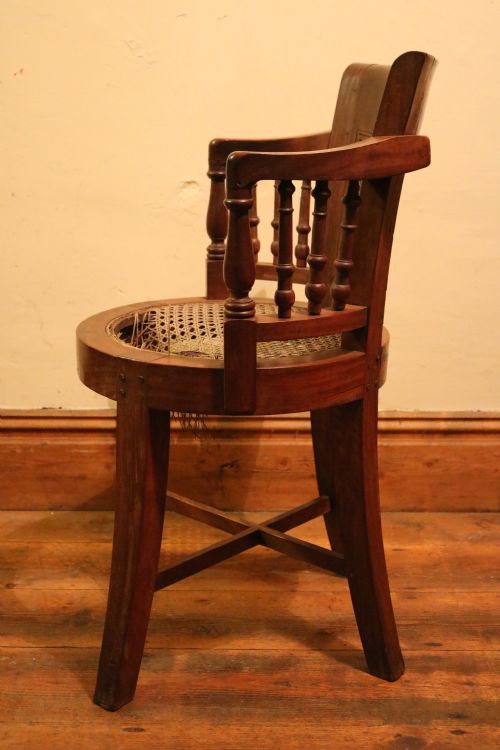 RARE VICTORIAN MAHOGANY PARLOUR MUSICIAN'S CHAIR CIRCA1870 - ADDITIONAL PHOTO 5