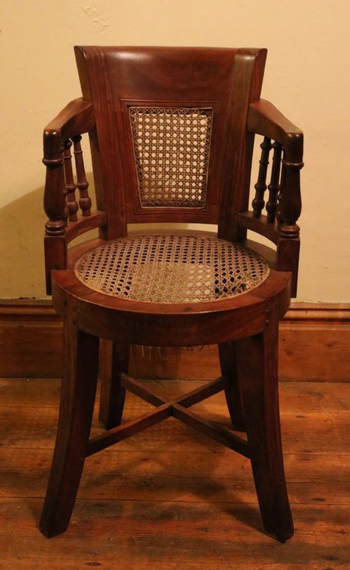 RARE VICTORIAN MAHOGANY PARLOUR MUSICIAN'S CHAIR CIRCA1870 - ADDITIONAL PHOTO 8