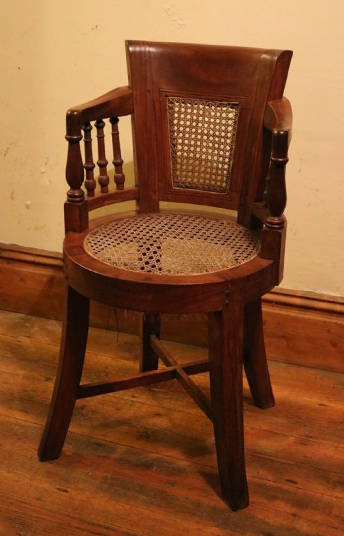 RARE VICTORIAN MAHOGANY PARLOUR MUSICIAN'S CHAIR CIRCA1870 - ADDITIONAL PHOTO 9