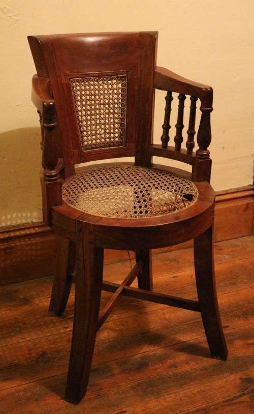 RARE VICTORIAN MAHOGANY PARLOUR MUSICIAN'S CHAIR CIRCA1870 - ADDITIONAL PHOTO 10