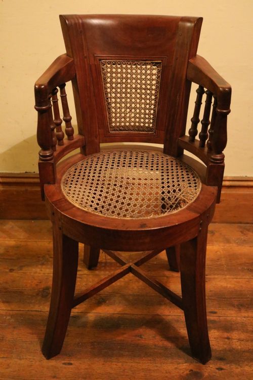 RARE VICTORIAN MAHOGANY PARLOUR MUSICIAN'S CHAIR CIRCA1870 - ADDITIONAL PHOTO 14