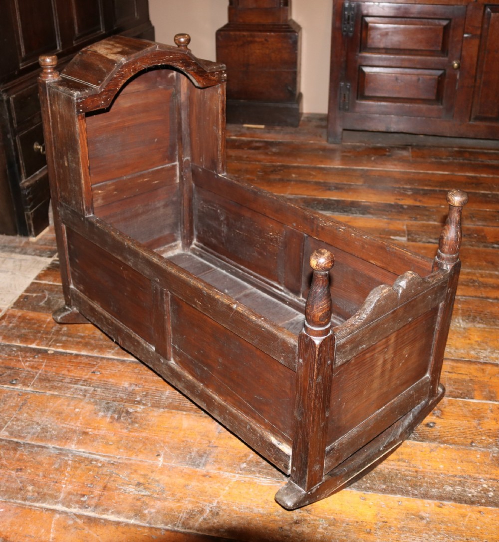 Welsh Pine Cradle, Montgomeryshire, circa 1780