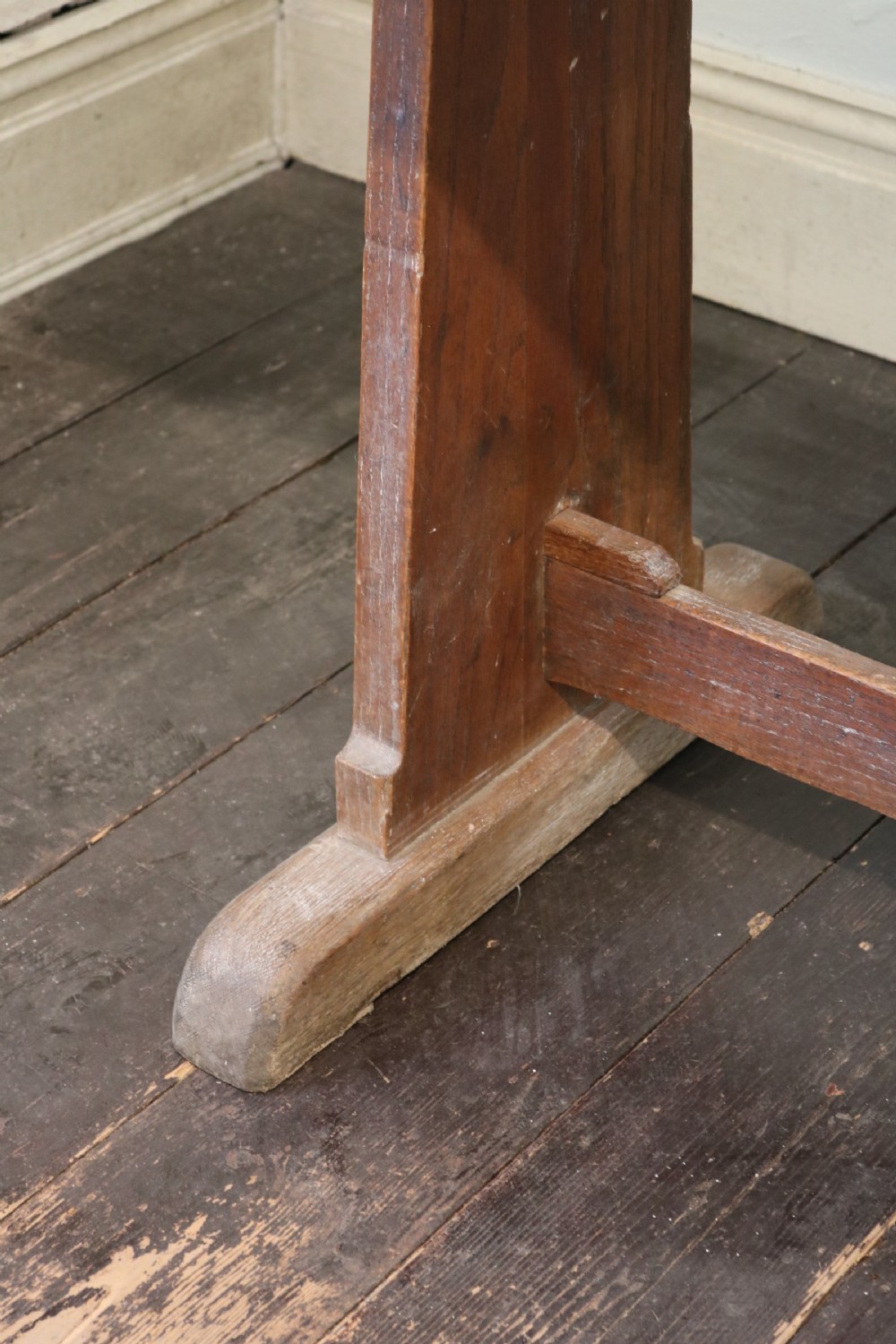 Arts and Crafts Oak Medieval-style Dining or Serving Table, circa 1900. View VI